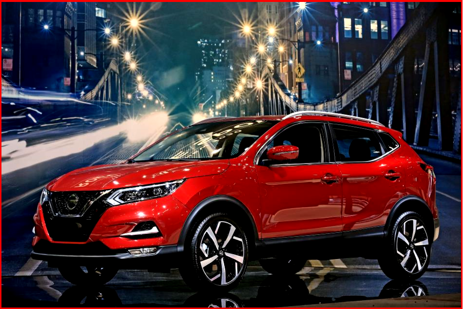 AutoInformed.com on Nissan 2020 Rogue Sport - Retouched Car